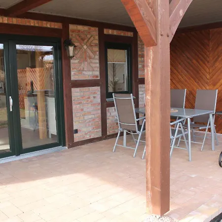 Comfy In Brusow With Garden Holiday home Kropelin