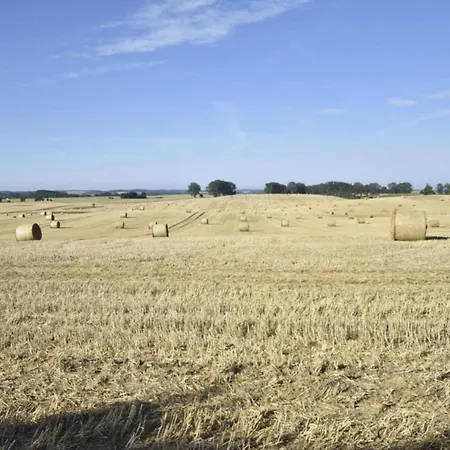 Gemuetliches In Brusow Mit Garten בית נופש