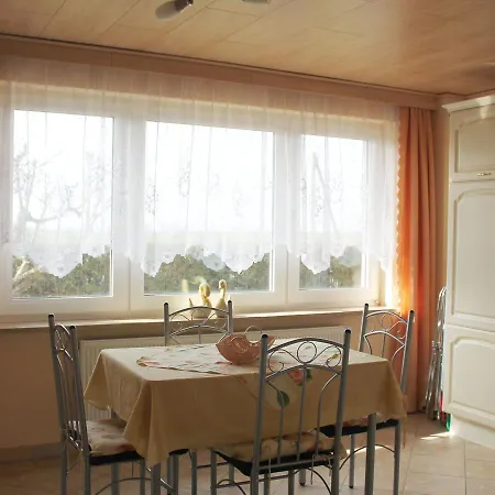 Gemuetliches In Brusow Mit Garten בית נופש